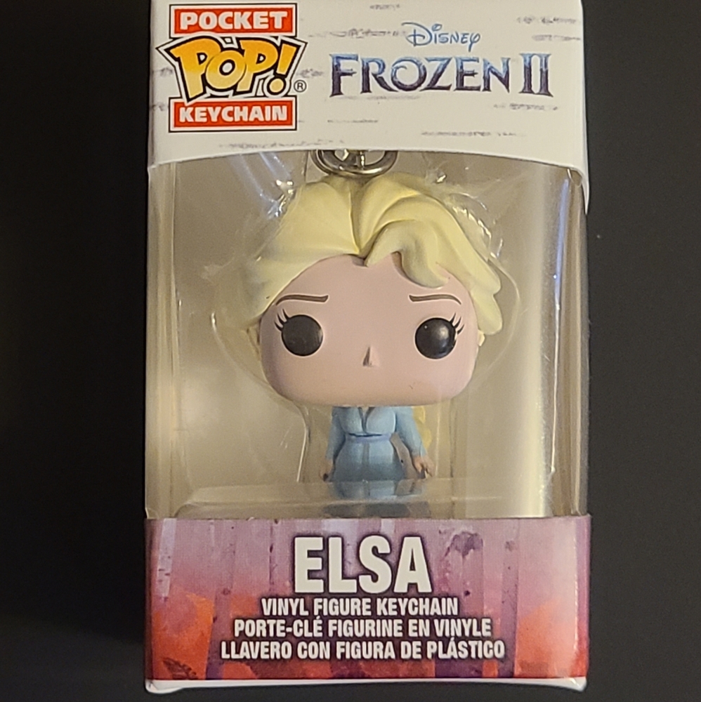 Pop! | Elsa Keychain - Picture 4 of 5